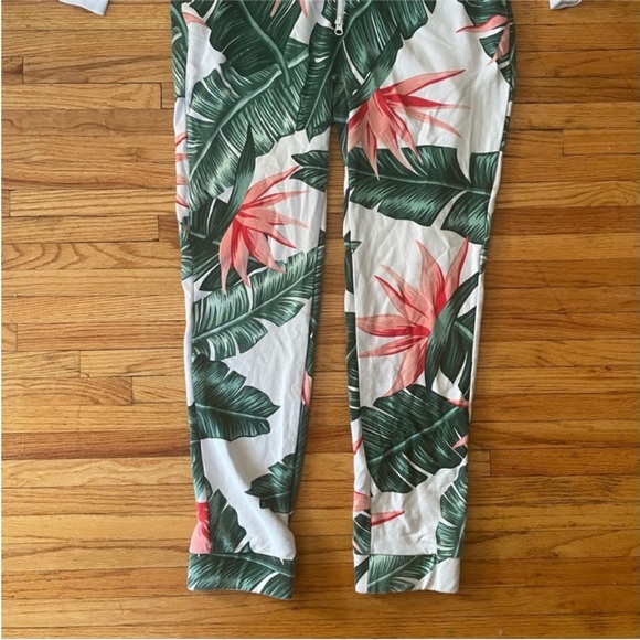 Onepiece Beverly Hills Jumpsuit - Picture 6 of 14